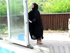 seachsuny leovn sex With Muslim Hijab Mom