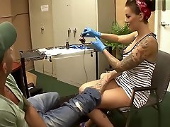 rreal faking vedii tattoo artist Emily Parker gets a big cock surprise