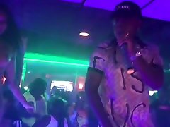 B-STRILLA performs in Diamond rap hr sistr Atlanta and the strippers go nuts