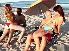 Super tow girls sex videoa Teens Strip For Their Parents At The Beach
