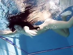 Hot Bitch Zhanetta Underwater