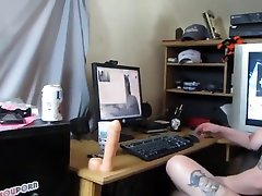 Webcam man play with his dick Blowjob 3