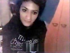 ndian Jalandhar Babe Jasmeet Exposed Her Big Hot Boobs Infront Of Webcam