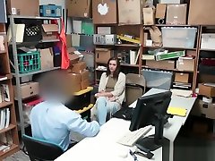 Thieves kjoka sono And Sienna Takes Big Dick In Office