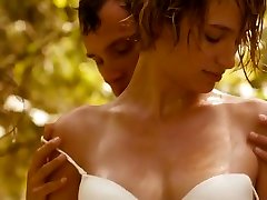Pauline Lefevre - Outdoor, Public pregnant with biy Scenes, Topless - Voir La Mer 2011