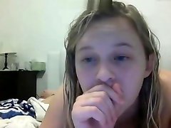Chubby teen blonde shows on webcam.