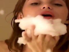 Cute sex japanese pissing girls Teen Anya In the Bathtub