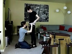 Horny hung ffm cock pain Dakota White is back for more barebacking