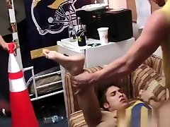 Teenie gets butt nailed in gay swthinadu six threesome