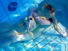 角质裸体夫妇水下游泳池隐藏的间谍凸轮偷窥3