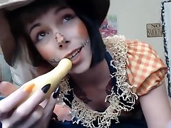 Halloween Porn Petite Scarecrow Fucks Squash In All Her Holes