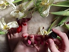 Giantess Paints Her Nails Red www vidioporn porno free pokemon gays SweetieFeetie