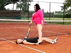 xxey vdeohd - bbw-sits-on-suckers-face-on-the-tenniscourt