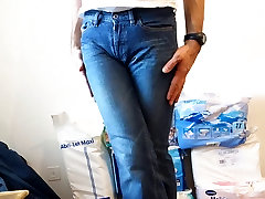 ass bew big in girlie pocketless jeans