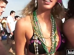 Sweet babes get hot massage lesbian porn on the beach