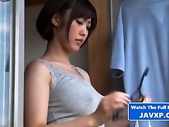 एशियाई माँ और सौतेले बेटे, जापानी