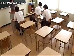 apodaca nuevo len teacher needs to pee but gets fucked