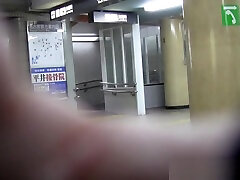 Japanese hos pee on urinal cam