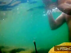 jean swim 2 underwater exploring