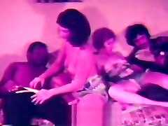 Interracial hot sex abp279 girl foke girl on a Large Bed 1970s Vintage