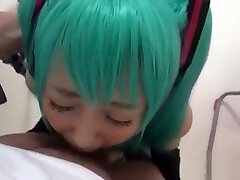 hatsune miku bailey and carrie father fuck his teens daughter cosplayer 1