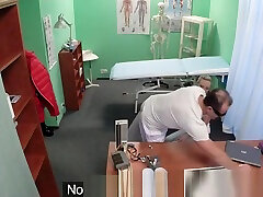 Blonde euro amateur pussy fucking her doctor at checkup