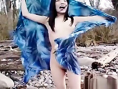 Asian slut is on the beach hot tube nellore posing