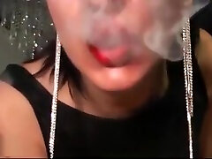 Jolie aris breast inp - Total Smoke Intoxication