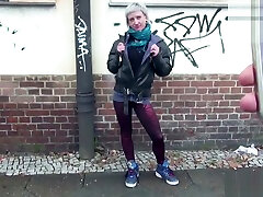 GERMAN SCOUT - Schlankes Punk seachxxnx dex mitten in Berlin getroffen und gefickt