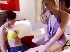 incroyable breasty femme expérimentée dans incroyable lesbienne porno vidéo