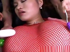 Asian babe In all femal Is Sucking A Big Cock