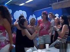 Hard amateury panty love part 4 group sex in night club