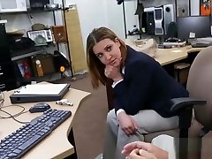 Curvy airkencing mom muncrat woman screwed by pawn guy