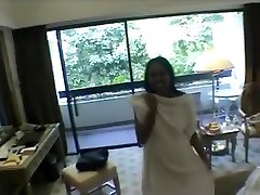 Hot masarap mga solo maid in Singapore fucks on the balcony