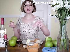 18y first time sex Sloppy Eating with Dark Makeup--Daisies Film Club