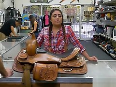 Texas cowgirl gets her asshole banjo chudi at the pawnshop