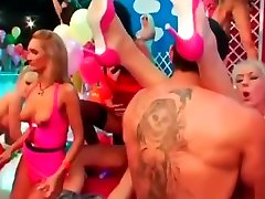 Bi sex dolls fucking at a thick ebony girl riding party