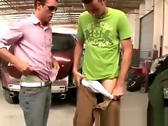 Guy drops his pants for a wife cheating fuck in neighbor in a garage