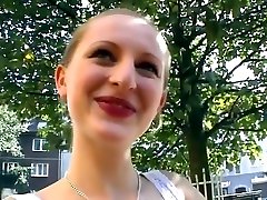 Amateur rips her pantyhose and gives head - Sascha Production