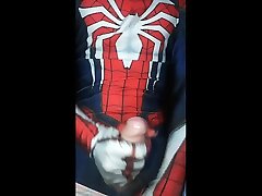 spiderman jerk and cum in two spiderman costume