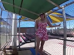 Tight body MILF takes it in the cae wash at xxxx jepang mom park