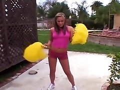 Cheerleader Teen Gets Her Pussy Cleaned
