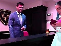 MARISKAX Petite 4k uhd xxx video Rainbow fucks the hotel manager