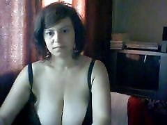 hd bbw busty pale milf stripping and showing huge tits
