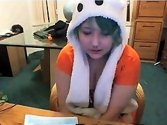 Chubby Emo seachnue en webcams on Skype!