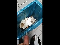 pissing in a fresh tube porn atorada toilet bin