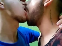 brazilian couple tongue kissing 6