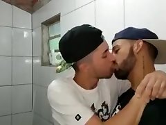 brazilian couple tongue kissing 3
