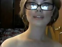 Hot www rabitpron com dance sexu babe is on her webcam