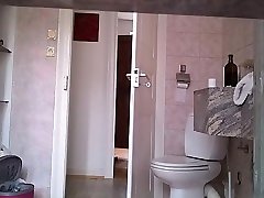 pussy matura porno cacher salle de bains